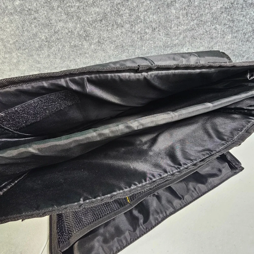 Targus CityGear TCG200 Messenger Shoulder Bag Tablet Notebook Case‎ (Up to 17